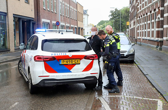 Man aangehouden na steekpartij in Tiel
