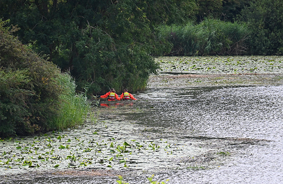 Overleden persoon aangetroffen in het water bij Acquoy