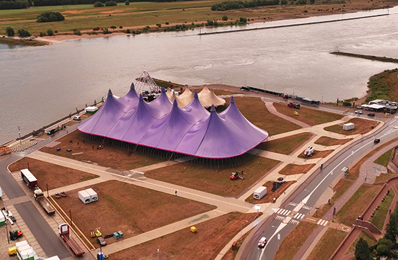 Voorbereidingen voor Appelpop op Waalkade begonnen