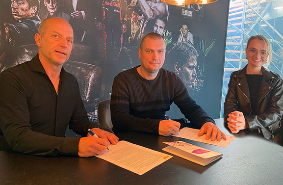 Viaans busbedrijf neemt eerste Oekraïense chauffeur in dienst