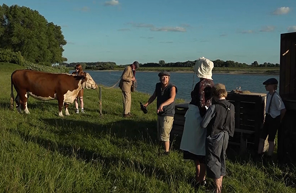 Een lach en een traan bij openluchttheater aan de rivier