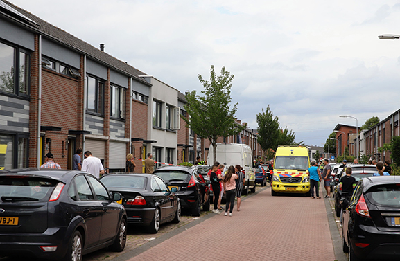 Cel voor Tielenaar die hoogzwangere ex-partner met schaar stak