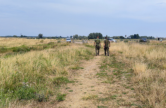 Jinse Vos helpt EOD in Tiel