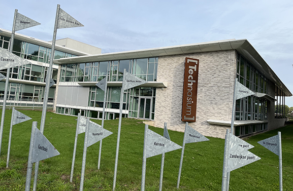Ook Onderwijsinspectie nu gemoeid met bestuurscrisis Lingecollege