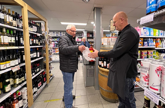 Inwoners Schoonrewoerd willen buurtsuper erbovenop helpen