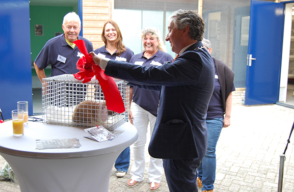 Nieuwe huisvesting van Stichting Dierenhulp Dierenambulance Tiel geopend