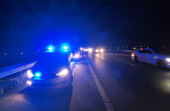 Politie Tiel stopt 84-jarige spookrijder op A15
