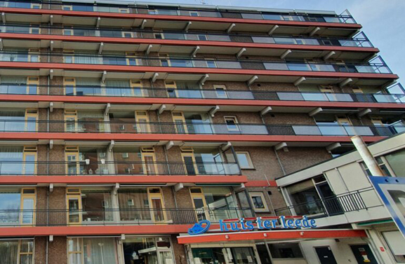 Tijdelijk woonruimte voor woningzoekenden in oude gebouw Huis ter Leede