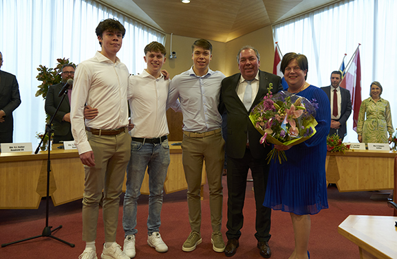 Hans Martijn Ostendorp geïnstalleerd als burgemeester van de gemeente Buren