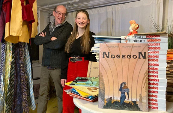 Opa verkoopt stripalbumcollectie om studie kleindochter te betalen