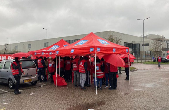 FNV beschuldigt uitzendbureau van intimidatie bij AH-staking