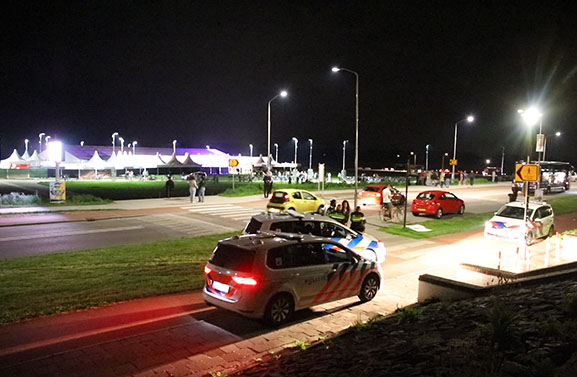 Gezellig feest op de Waalkade in Tiel eindigt in grote knokpartij