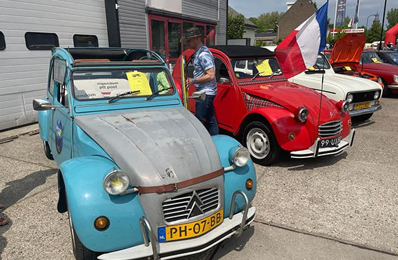Geslaagde Franse Autodag in Buren