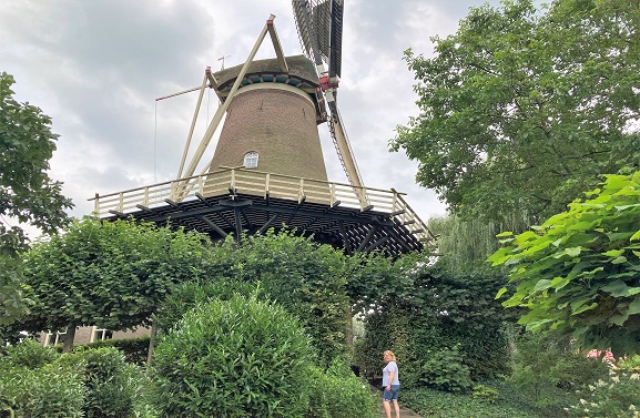 Holland Molenland 12 De Beijenkorf voorheen De Hoop in Maurik