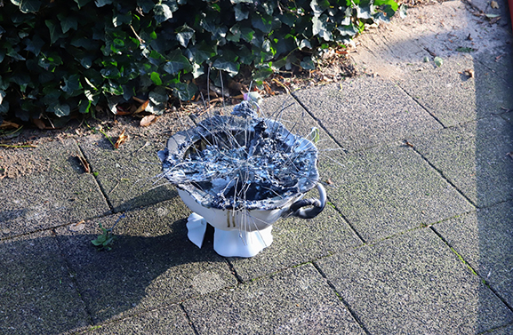 Brandend bloemstukje zorgt voor schade in woning in Tiel