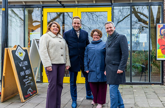 Minister Hugo de Jonge bezoekt Stationsomgeving Culemborg