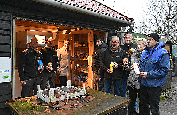 Voedselkastje in Wadenoijen geopend