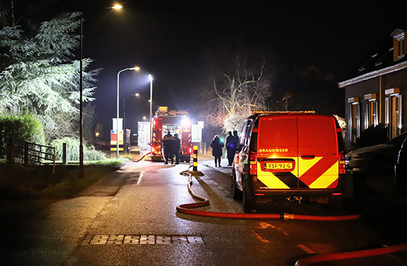 Veel rook- en roetschade bij woningbrand in Varik
