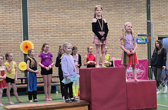 DOS Sportief turnt in carnavalssfeertje
