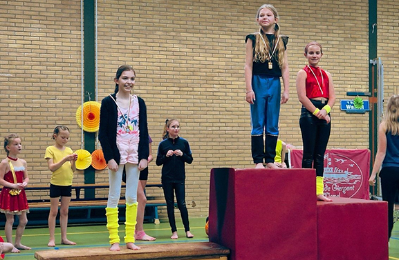 DOS Sportief turnt in carnavalssfeertje