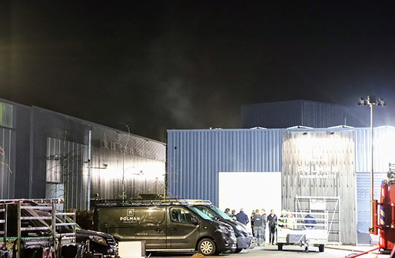 Brand bij Polman Bouwbedrijf in Kesteren