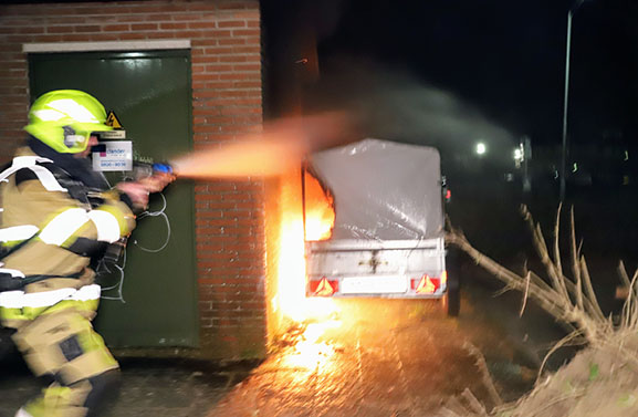 Tiel geteisterd door buitenbranden, dader niet gevonden