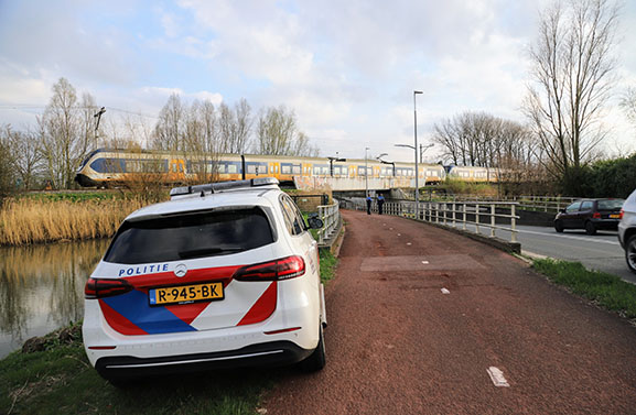 Treinverkeer bij Tiel stilgelegd door gevaarlijke situatie met spoorloper