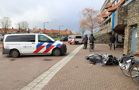 Bestuurder auto doorgereden na ongeval met fietser bij de Kranshof in Tiel