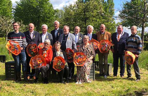 Twaalf koninklijke onderscheidingen in de gemeente Buren