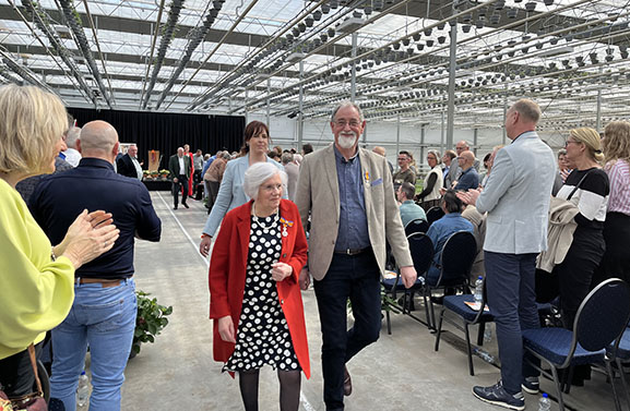 Koninklijke onderscheiding voor 19 inwoners West Betuwe