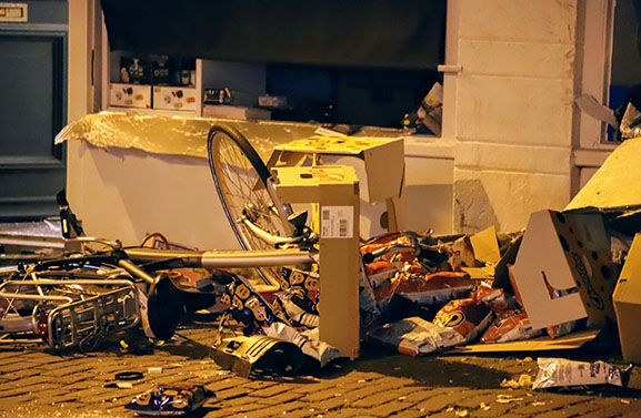Flinke ravage bij plofkraak pinautomaat Poolse supermarkt in Culemborg