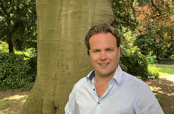 Bestuurders beschouwen 28 – Frank Groen – Tiel