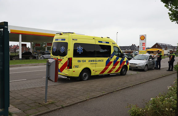 Geen autobrand maar een kop-staartbotsing in Meteren