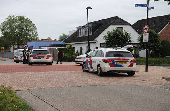 Politie zoekt naar verdachte in Tielse bomenbuurt