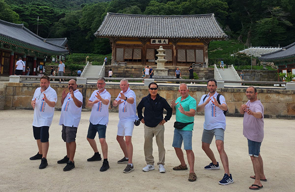 Hapkido-instructeurs van Yashindo behalen in Korea diploma level II en III