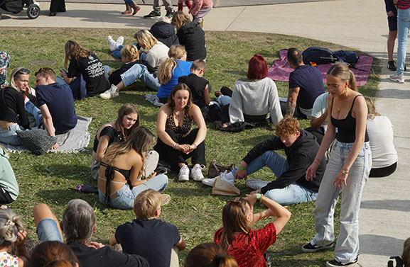 De tweede dag van Appelpop, een variëteit van muziekstromingen