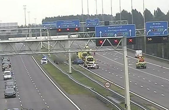 Duitse motorrijder overleden bij ongeval op de A2 bij Vianen