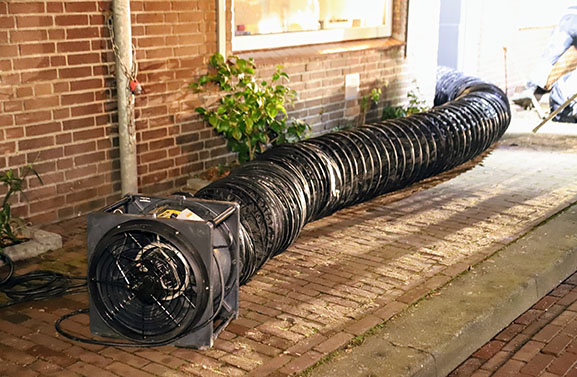 Brandweer rukt uit voor gaslek in Binnenmolenstraat