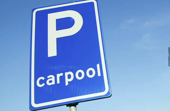 Kerkakkerweg in Enspijk in beeld als carpoolplaats West Betuwe