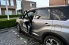 Auto in brand; brandweer voorkomt uitbreiding