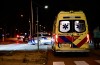 Scooterrijder onderuit op kruising